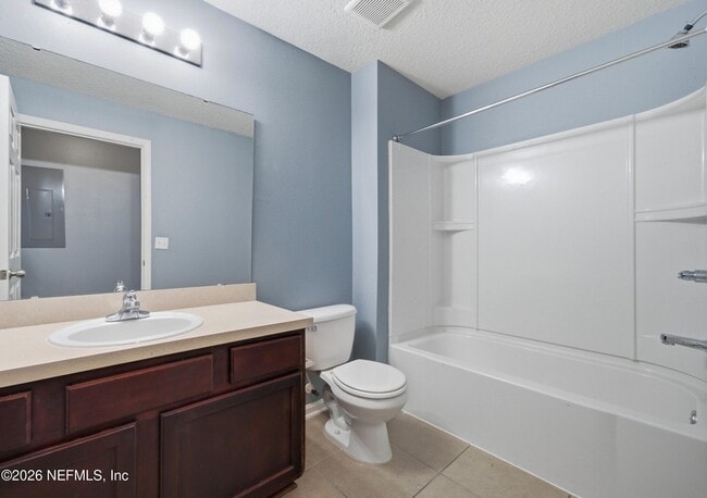 Building Photo - 6925 Ortega Woods Dr