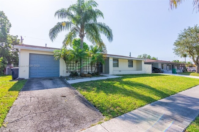 Building Photo - 16221 SW 102nd Ave