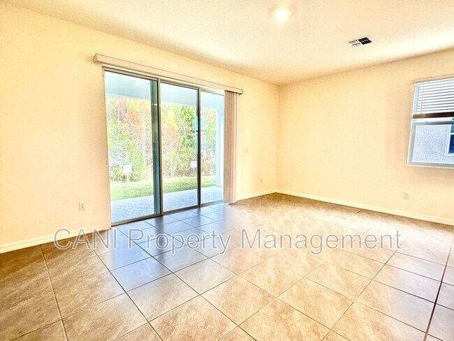 Building Photo - 230 Reena Dr