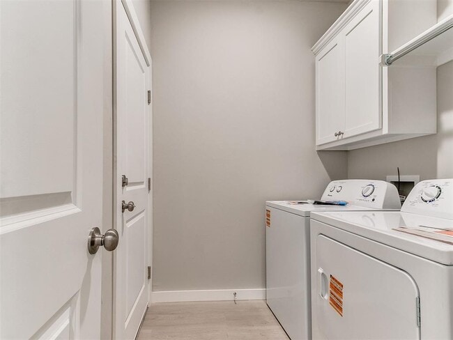 Building Photo - 8325 NW 163rd Ter