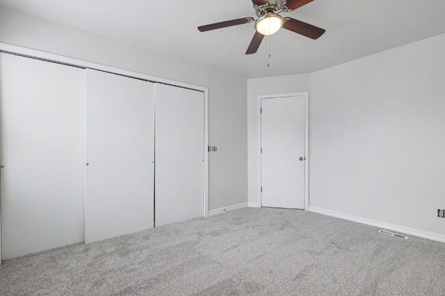 Building Photo - 4152 Charleston Dr