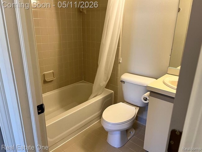 Building Photo - 1629 Glenbrooke Ct