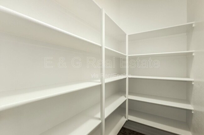 Building Photo - 35082 N Laredo Dr