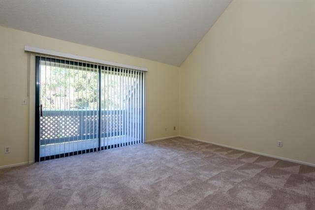 Building Photo - 46 Cove Ln