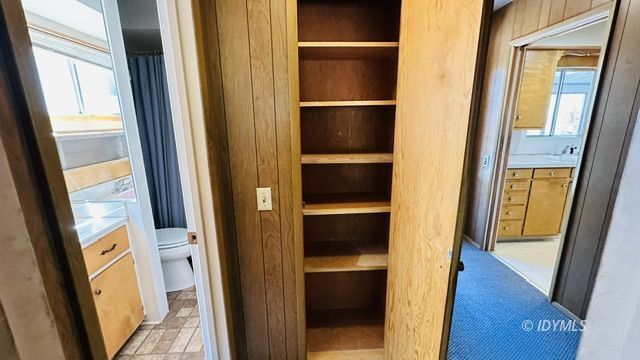 Building Photo - 1 Bedroom Rental