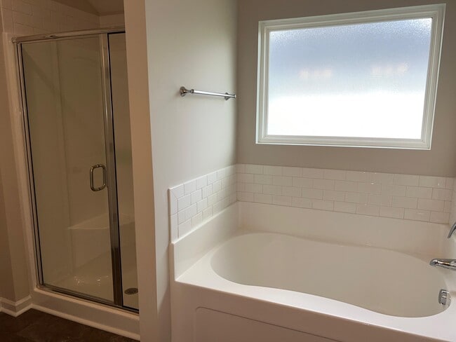 Building Photo - 158 Atherstone St