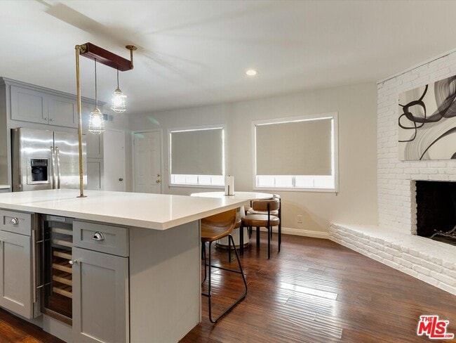 Building Photo - 23109 Mariano St