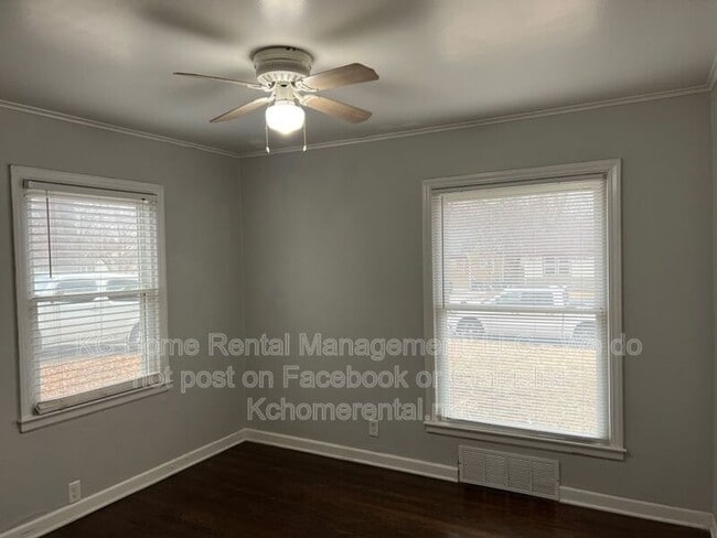 Building Photo - 8009 Summit St