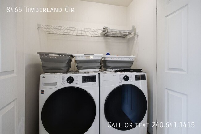 Building Photo - 8465 Timberland Cir