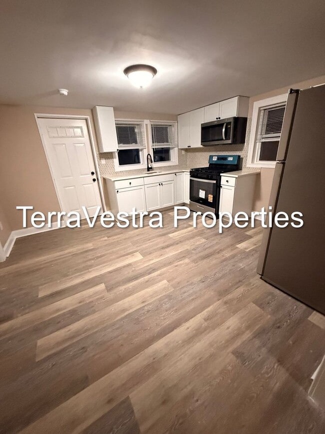 Building Photo - 3 Bed in Millville! Eligible for $500 Secu...