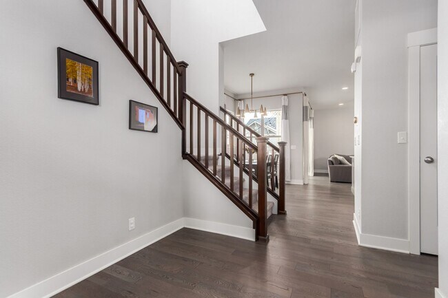 Building Photo - 4BD, 3.5BA Northfield Home with Finished Basement and 2-Car Garage