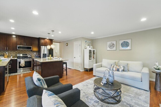 Building Photo - 3821 Abbey Ct