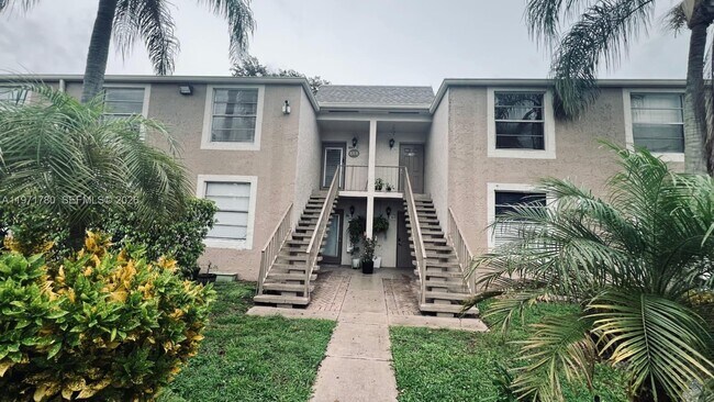 Building Photo - 1020 NW 80th Ave