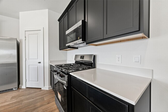 Building Photo - 6108 Jasper Hl Dr