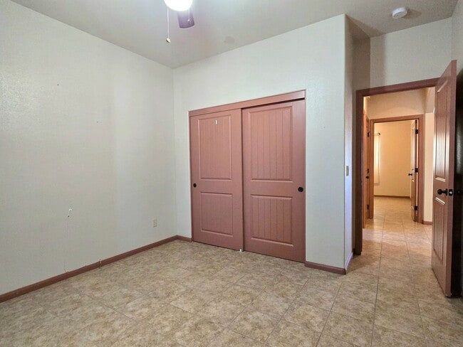 Building Photo - 7425 Kellogg Ave