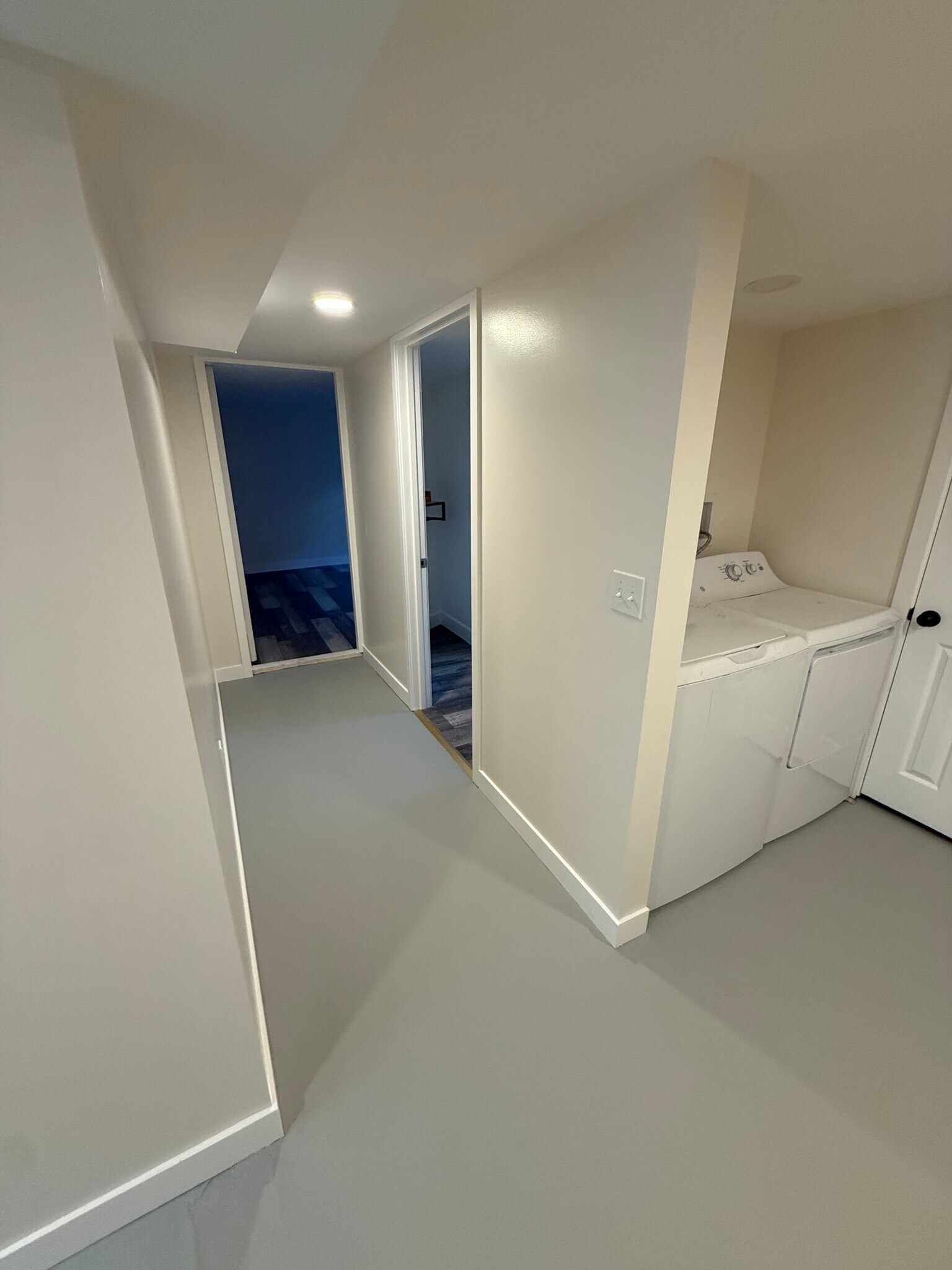 Washer + Dryer in Unit - 5454 45th Ave SW