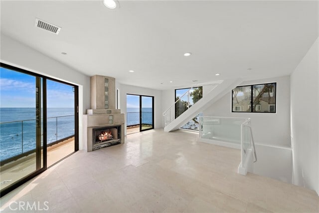 Building Photo - 715 Ocean Front