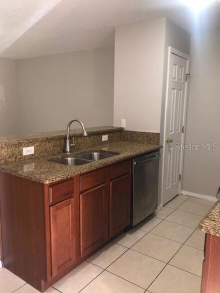 Building Photo - 2513 Princeton Ave