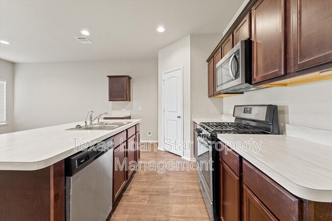 Building Photo - 21143 Waze Lewis Dr
