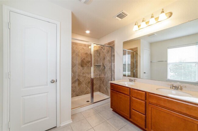 Building Photo - 321 Tordesillas Dr
