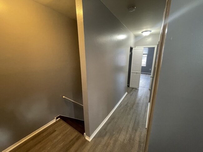 Building Photo - 537 Newton Ave