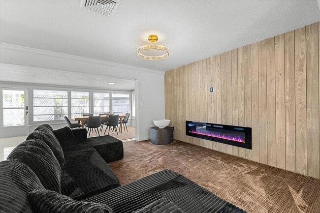 Building Photo - 10001 S Yacht Club Dr