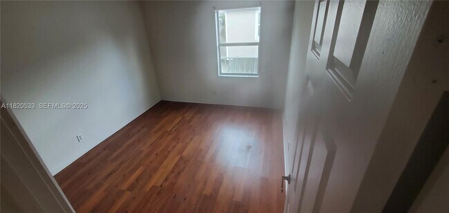 Building Photo - 3937 NW 122nd Terrace