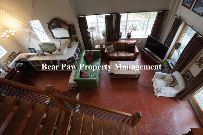 Building Photo - Great Views from High Atop Floyd Hill  in ...