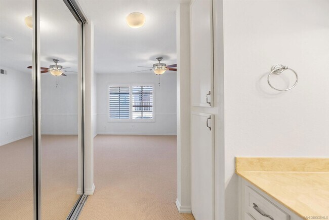 Building Photo - 13063 Wimberly Square