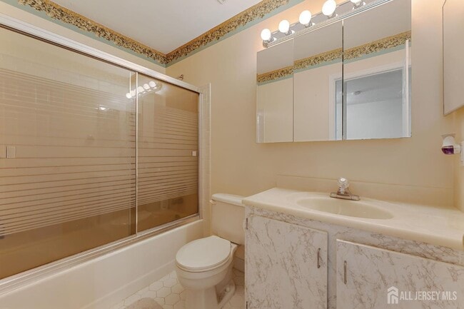 Building Photo - 403 Red Crest Ln