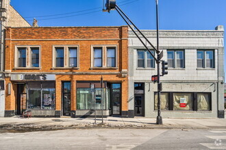 Building Photo - 4001 N Elston Ave