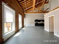 Building Photo - 500 Delaware St