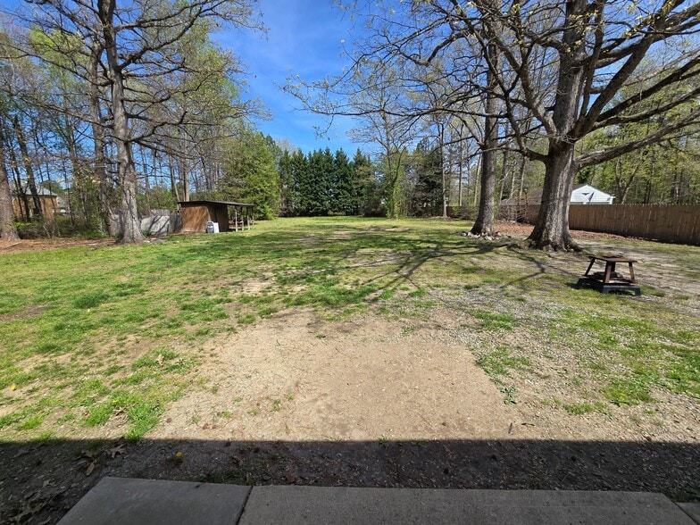 Building Photo - 8705 Sedgemoor Dr