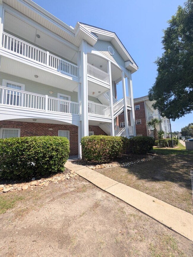 Building Photo - 3947 Gladiola Ct