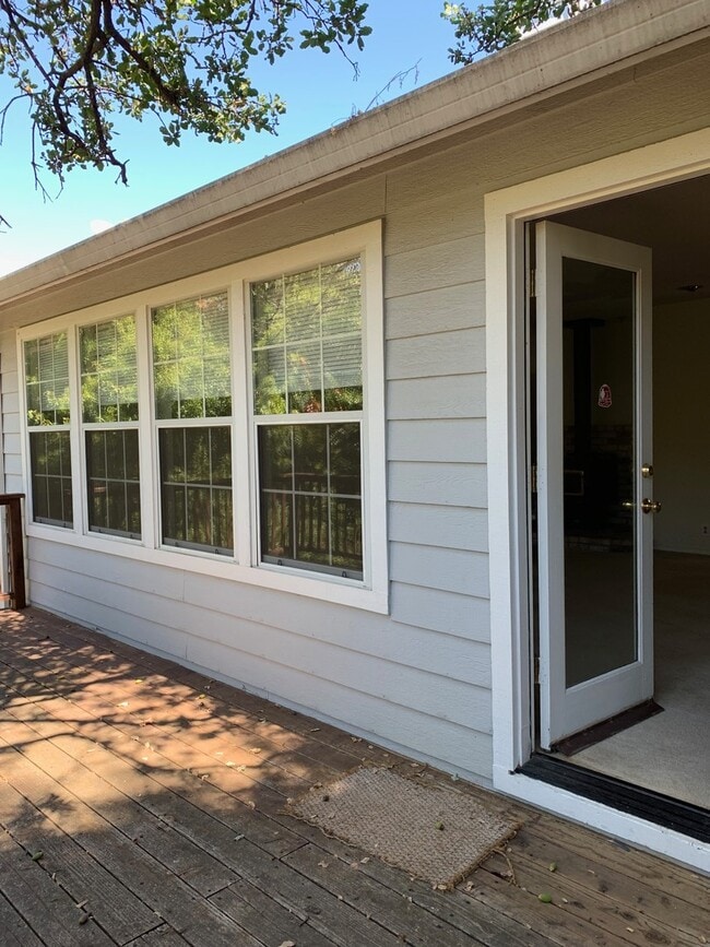 Building Photo - Spacious 3-Bedroom Home with Greenbelt Views & Landscaping Included