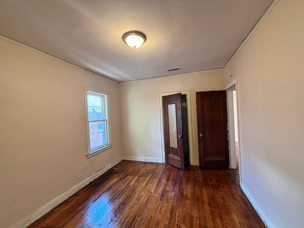 Building Photo - 17606 Roselawn St