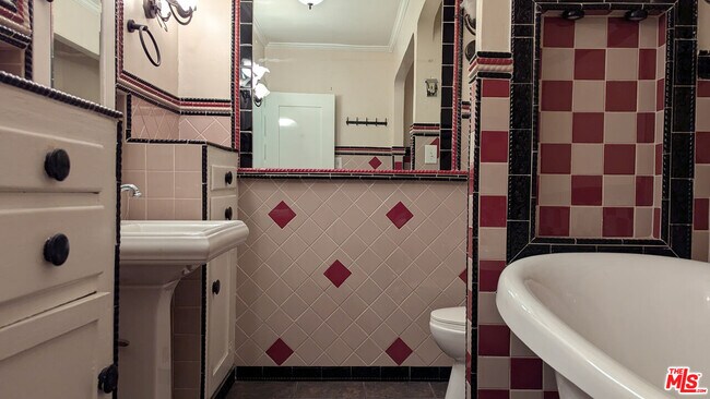 Building Photo - 4925 20th St
