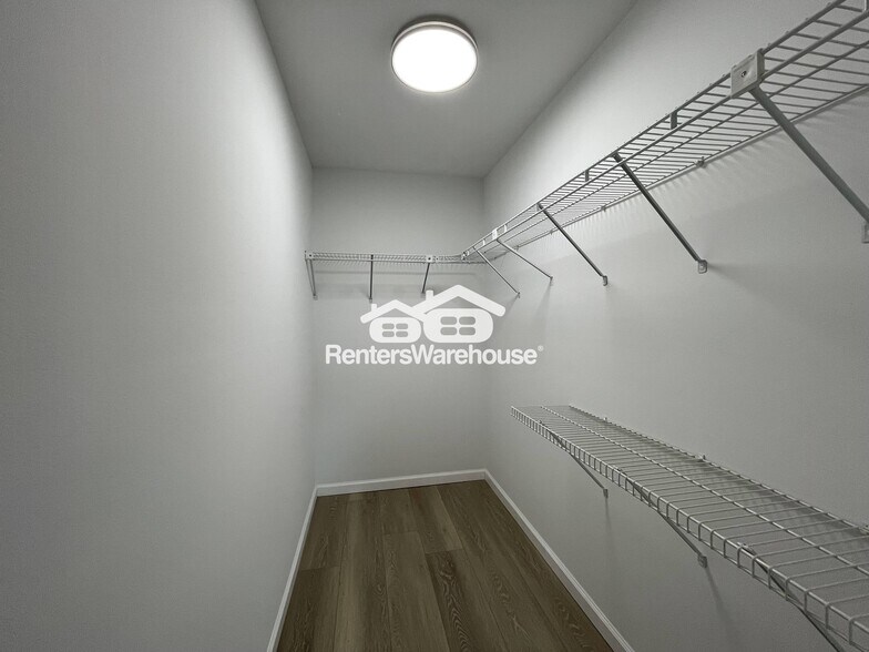 Building Photo - 110 Gloucester Blvd