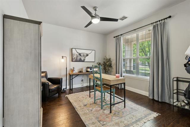 Building Photo - 3833 Denridge Ln