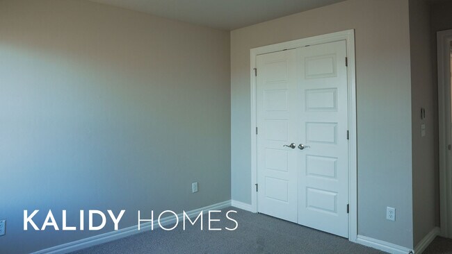 Building Photo - 5216 Bing Cir