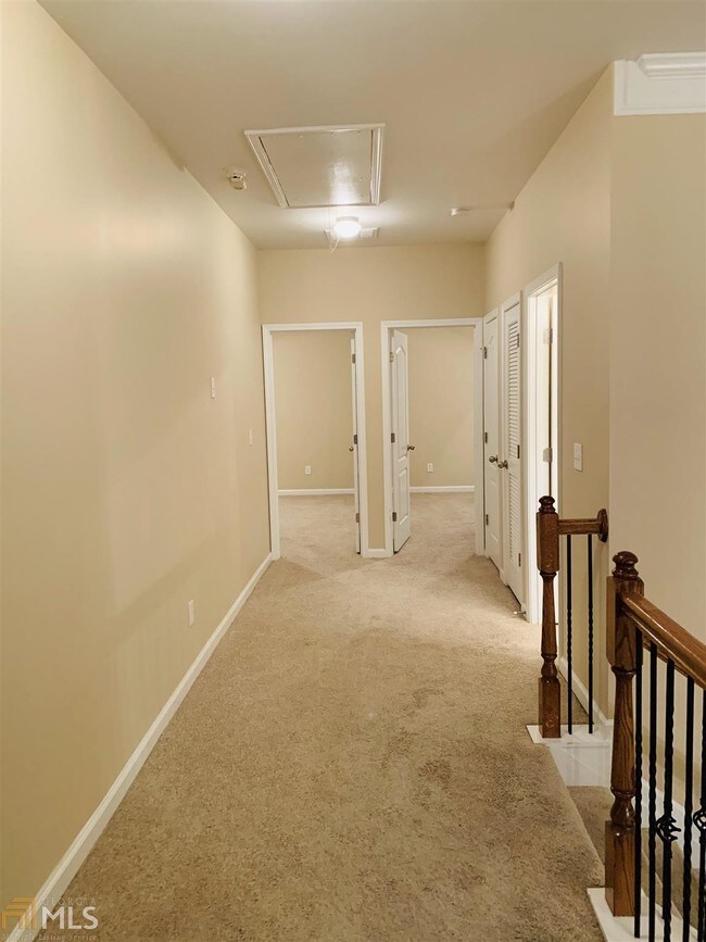Building Photo - 5868 Norfolk Chase Dr