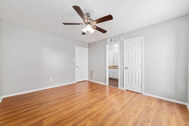 Building Photo - 353 Audrey Ln