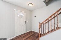 Building Photo - 120 Langdon Farm Cir