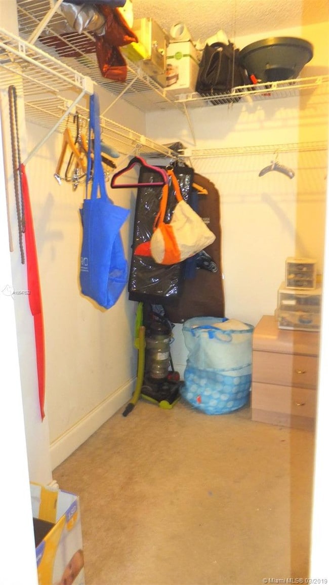 Building Photo - 16950 W Dixie Hwy