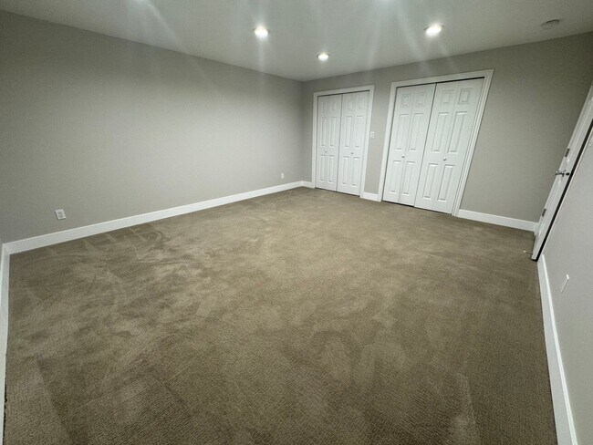 Building Photo - Beautiful Orem Basement Apartment for rent!
