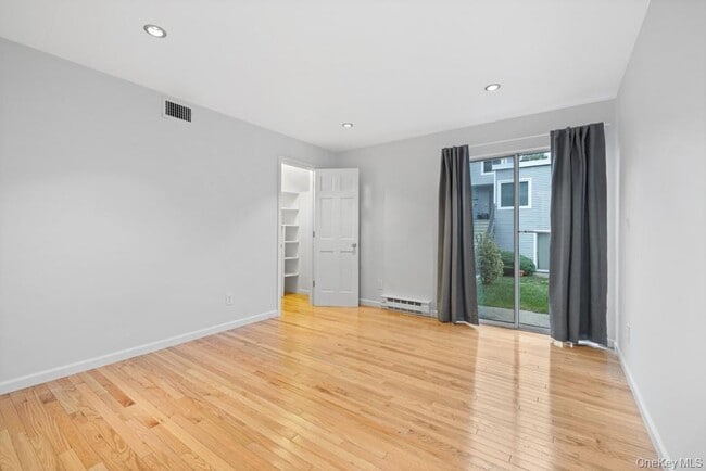 Building Photo - 208 Harris Rd