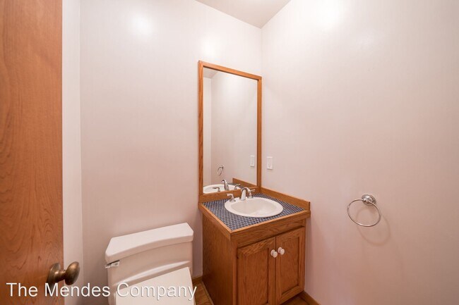 Building Photo - 4 br, 2.5 bath House - 4294 Sierra Vista