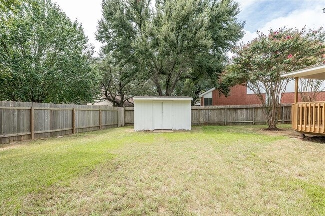 Building Photo - 15903 Cornerwood Ct