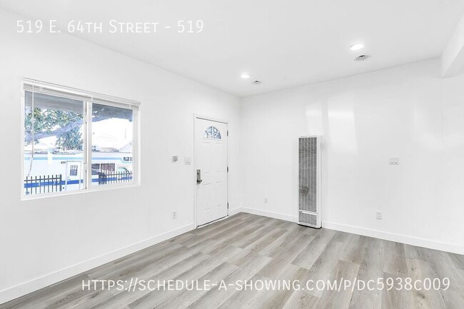 Building Photo - 519 E 64th St