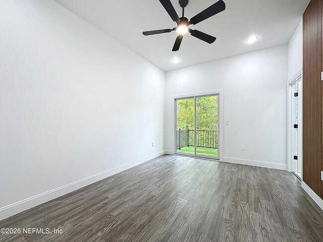 Building Photo - 8912 Hogan Rd